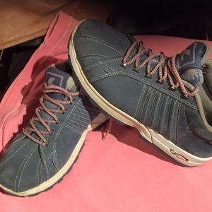 LUGZ Women’s suede leather sneakers